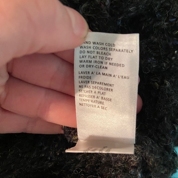 Royal ‎ Robbins sweater - Picture 8 of 8